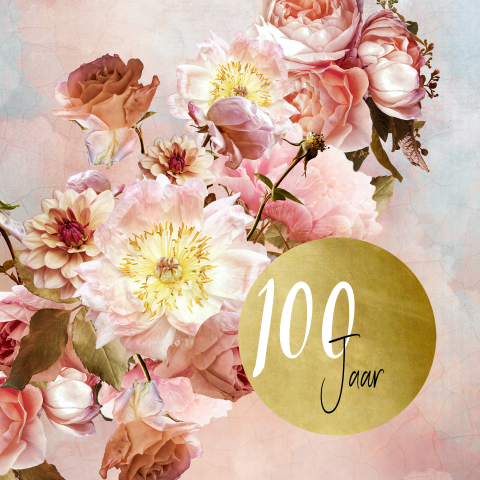 Uitnodiging 100 jaar verjaardag met roze bloemen