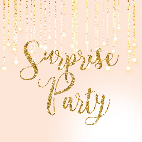 Verjaardagsuitnodiging in roze wit en goud met feestelijke slingers